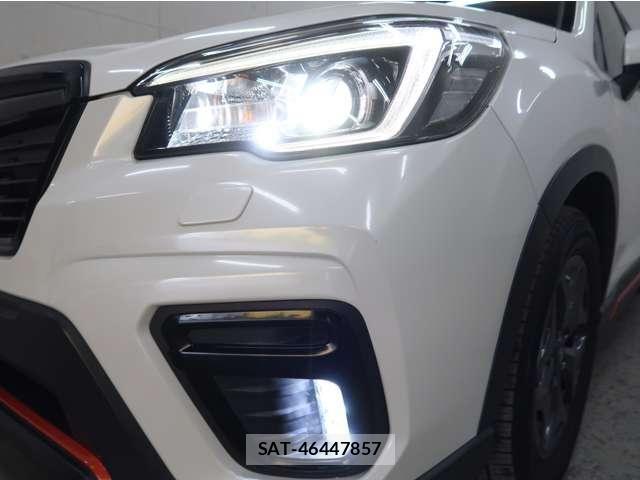 Subaru FORESTER 2018-07 8371672-17
