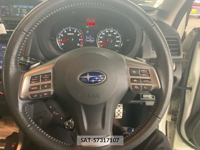 Subaru FORESTER 2013-01 8371673-17