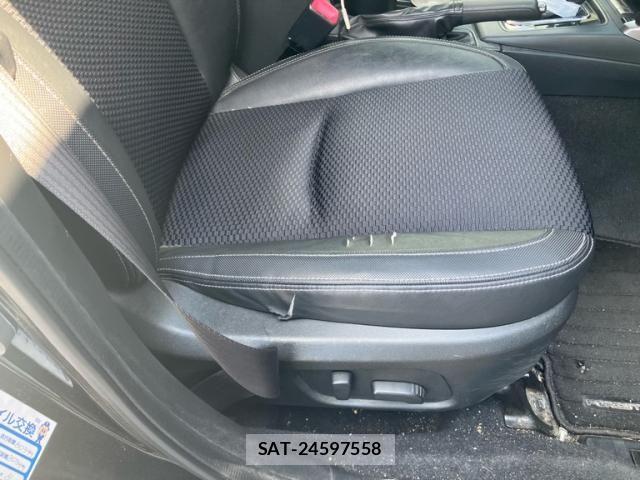Subaru FORESTER 2016-06 8371671-15