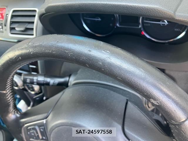 Subaru FORESTER 2016-06 8371671-27
