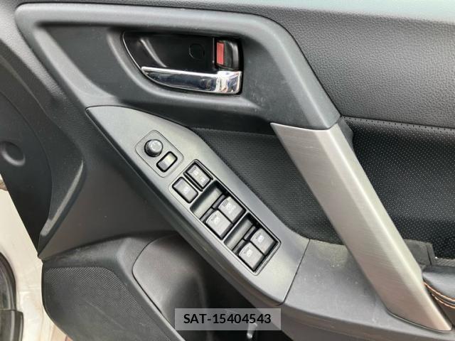 Subaru FORESTER 2014-04 8412524-13