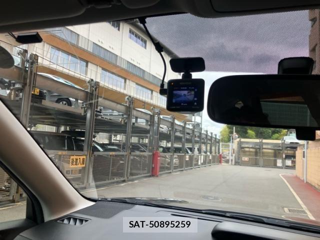 Subaru FORESTER 2015-08 8412527-15