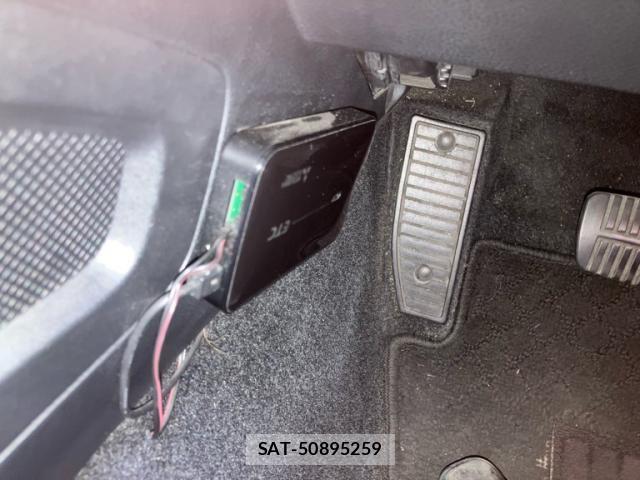 Subaru FORESTER 2015-08 8412527-16