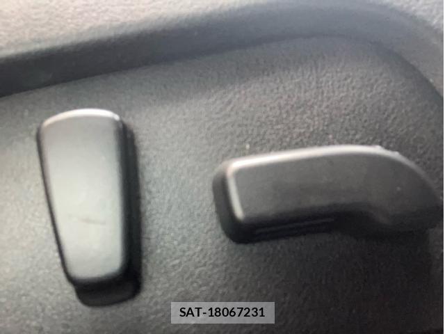 Subaru FORESTER 2016-02 8412513-26