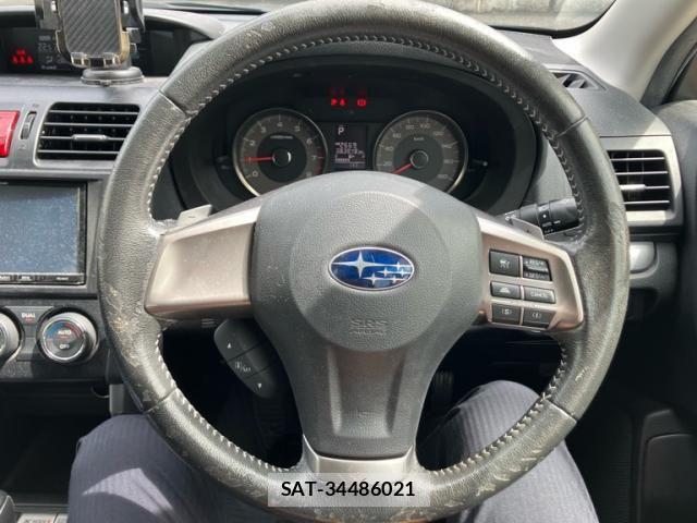 Subaru FORESTER 2013-12 8412516-17