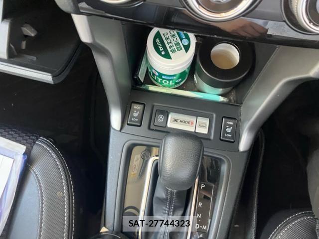 Subaru FORESTER 2018-06 8412512-16