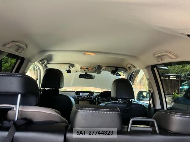 Subaru FORESTER 2018-06 8412512-23