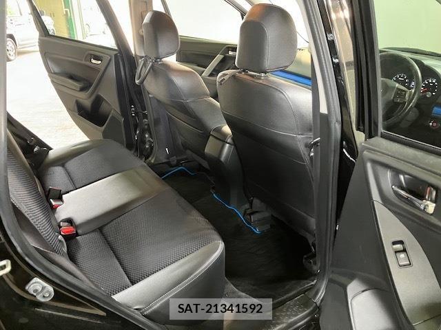 Subaru FORESTER 2014-12 8438147-10