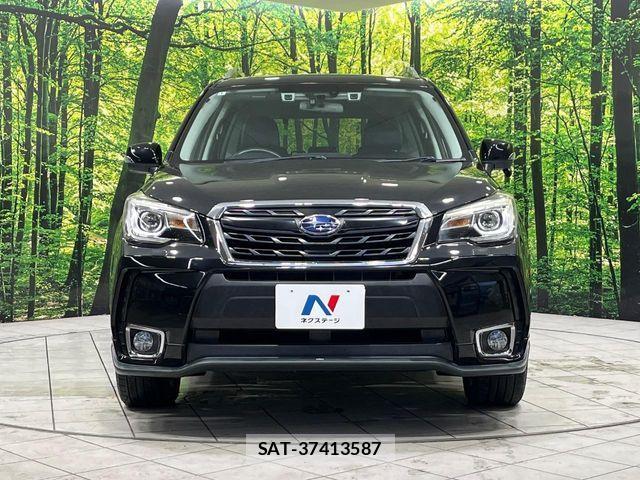 Subaru FORESTER 2018-01 8438143-13