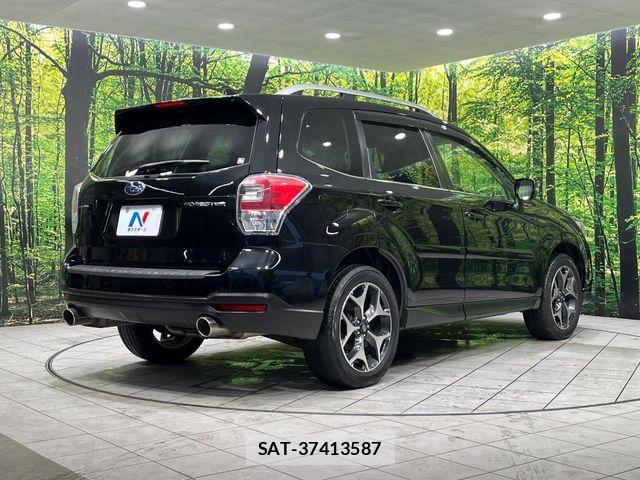 Subaru FORESTER 2018-01 8438143-16