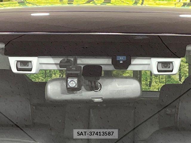Subaru FORESTER 2018-01 8438143-4