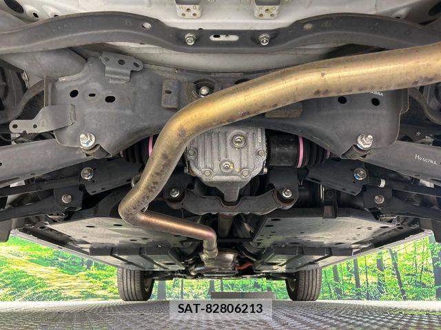 Subaru FORESTER 2019-03 8438140-11