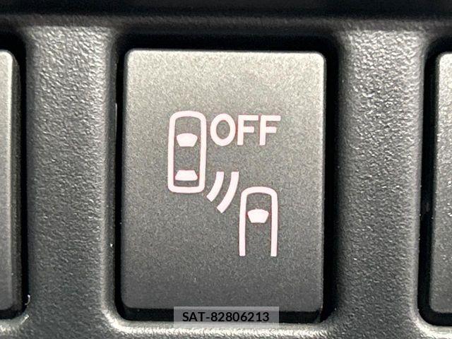 Subaru FORESTER 2019-03 8438140-4