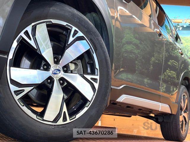 Subaru FORESTER 2019-04 8438138-12