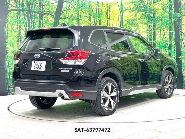 Subaru FORESTER 2019-07 8438141-17
