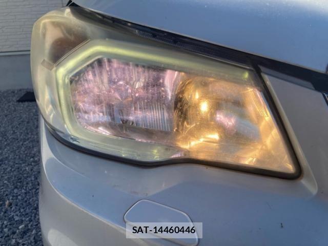 Subaru FORESTER 2014-02 8457521-13