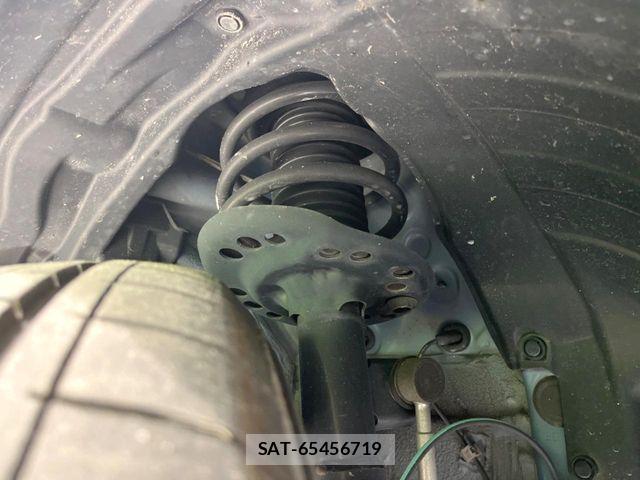 Subaru FORESTER 2018-08 8457510-19