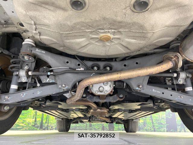 Subaru FORESTER 2016-03 8457511-18