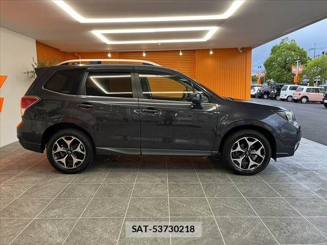 Subaru FORESTER 2016-02 8457518-11