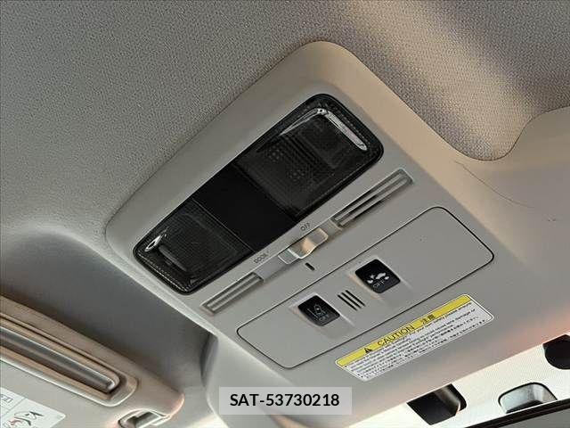 Subaru FORESTER 2016-02 8457518-29
