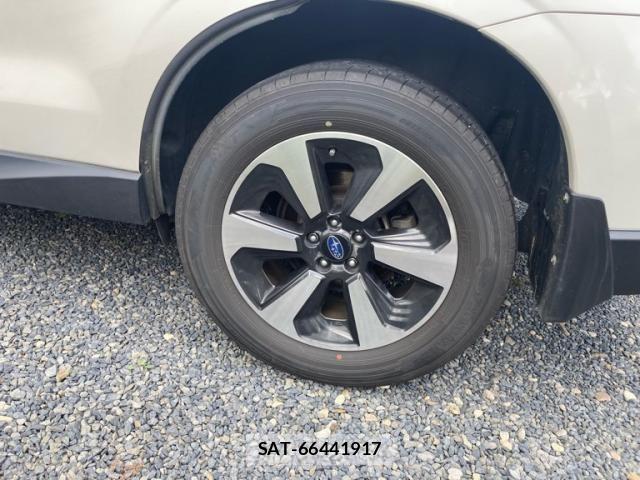 Subaru FORESTER 2016-05 8457520-8