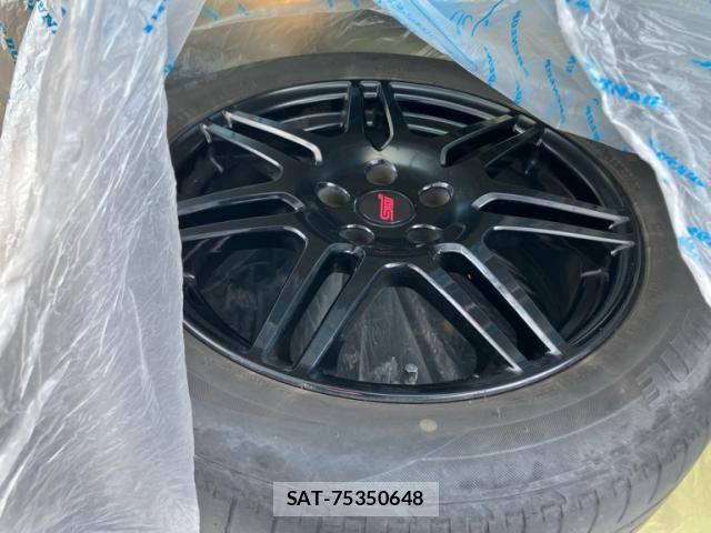 Subaru FORESTER 2018-10 8485438-28
