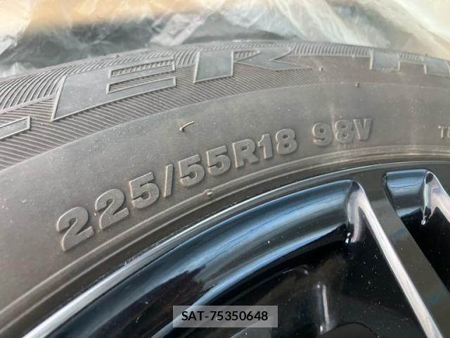 Subaru FORESTER 2018-10 8485438-29
