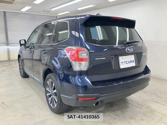 Subaru FORESTER 2018-06 8524909-24