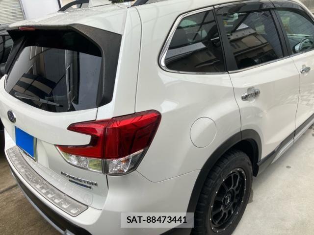 Subaru FORESTER 2018-10 8524904-11