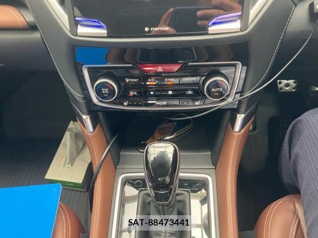 Subaru FORESTER 2018-10 8524904-23