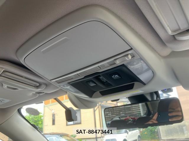 Subaru FORESTER 2018-10 8524904-25