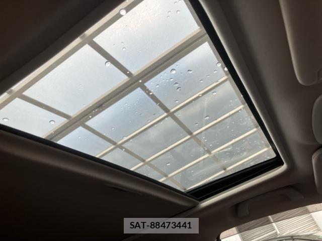 Subaru FORESTER 2018-10 8524904-26
