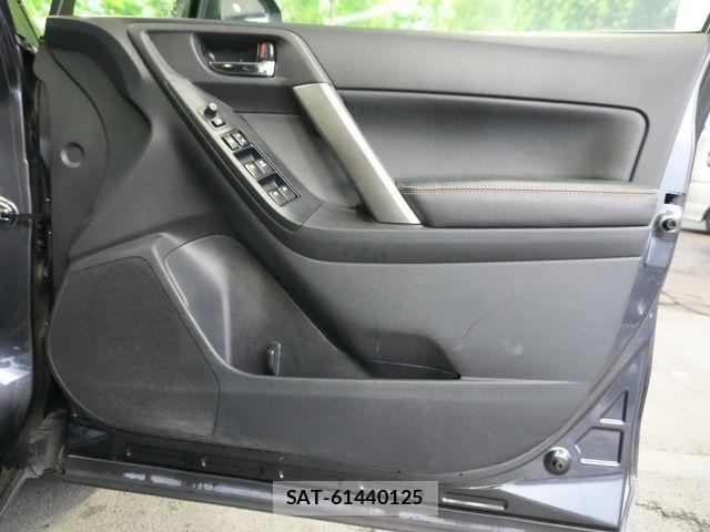 Subaru FORESTER 2015-04 8524924-19
