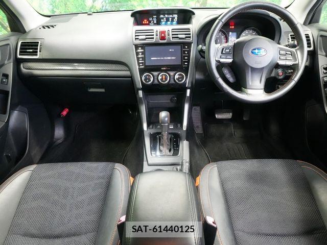 Subaru FORESTER 2015-04 8524924-5
