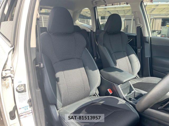 Subaru FORESTER 2018-10 8561951-12