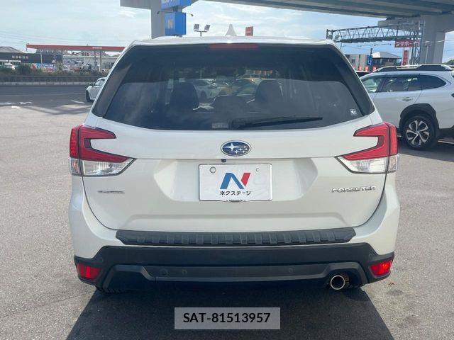 Subaru FORESTER 2018-10 8561951-19