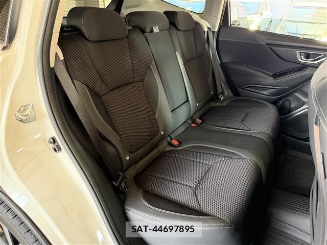 Subaru FORESTER 2018-09 8561953-15