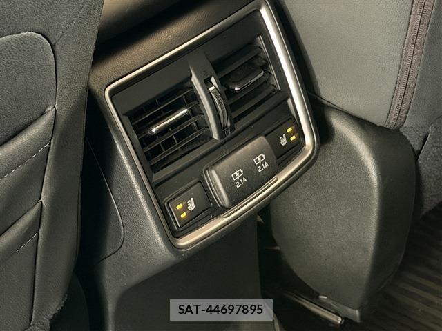 Subaru FORESTER 2018-09 8561953-16