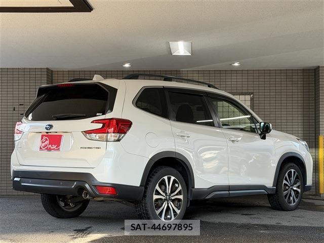 Subaru FORESTER 2018-09 8561953-2