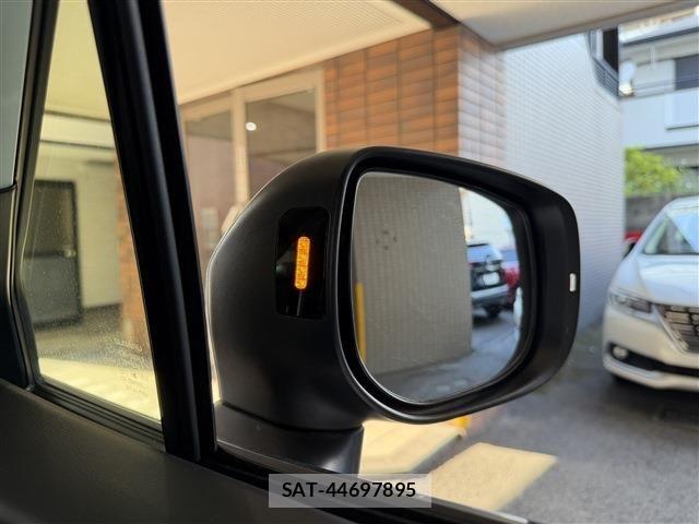 Subaru FORESTER 2018-09 8561953-6
