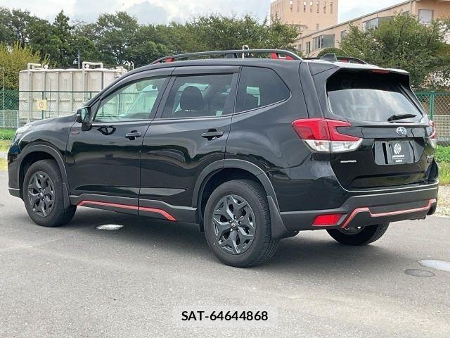 Subaru FORESTER 2021-08 8561947-2