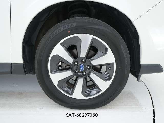 Subaru FORESTER 2018-04 8561955-17