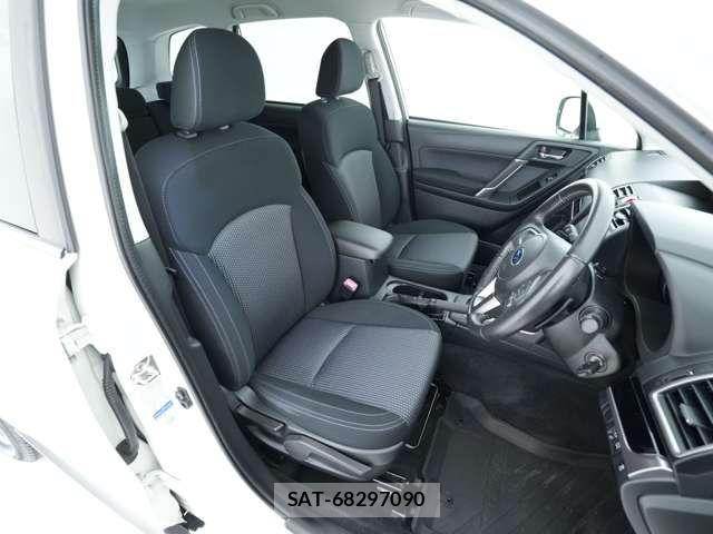 Subaru FORESTER 2018-04 8561955-5