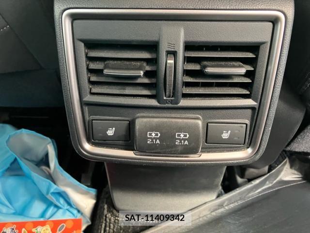 Subaru FORESTER 2019-10 8561950-13