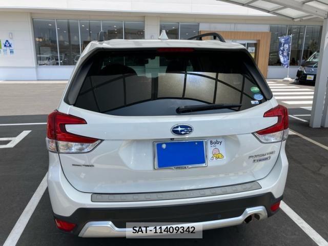 Subaru FORESTER 2019-10 8561950-1