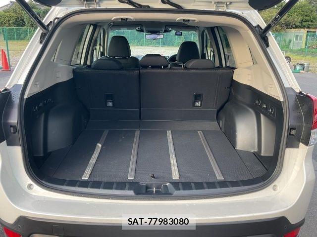 Subaru FORESTER 2024-04 8561948-13