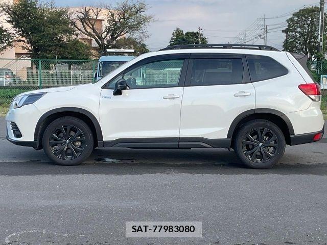 Subaru FORESTER 2024-04 8561948-15