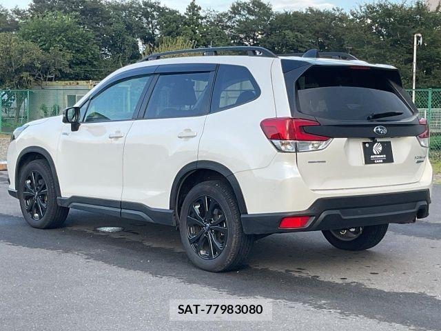 Subaru FORESTER 2024-04 8561948-17
