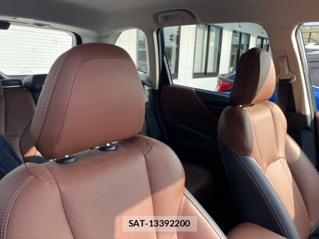 Subaru FORESTER 2022-12 8561946-16