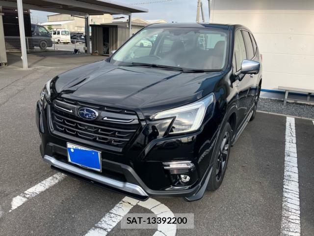 Subaru FORESTER 2022-12 8561946-1